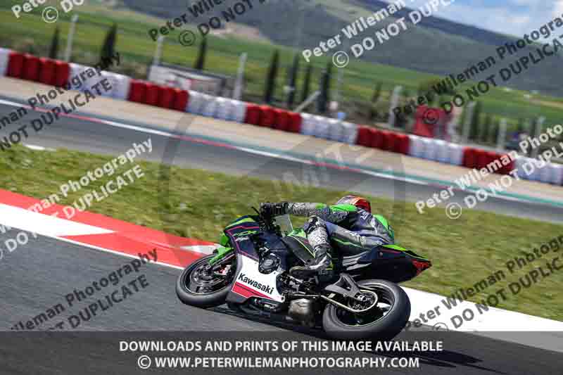 cadwell no limits trackday;cadwell park;cadwell park photographs;cadwell trackday photographs;enduro digital images;event digital images;eventdigitalimages;navarra;no limits trackdays;peter wileman photography;racing digital images;trackday digital images;trackday photos